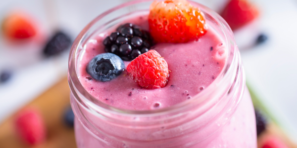 Smoothie pun bobičastog voća